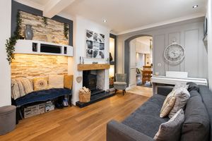 Lounge- click for photo gallery